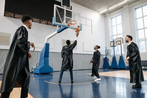 basketball team celebrating